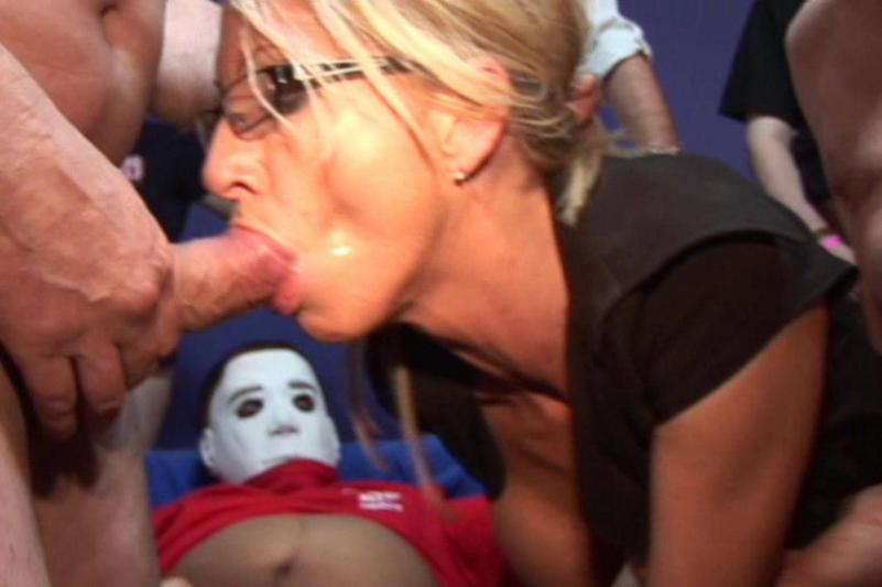 Handjob Cumshot Vids